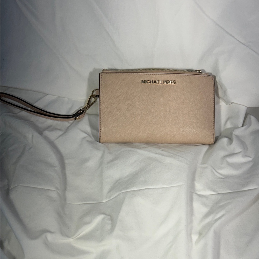 Michael Kors Blush Pink Wristlet